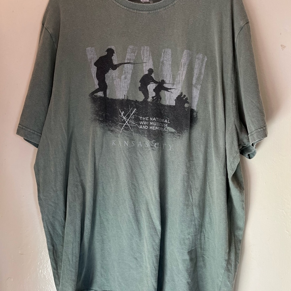 2x military army memorial war shirt kansas national museum gun
